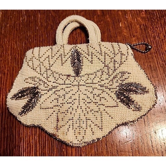 Vintage White Small Beaded Clutch Purse Made in Czechoslovakia By Hand - Picture 2 of 8